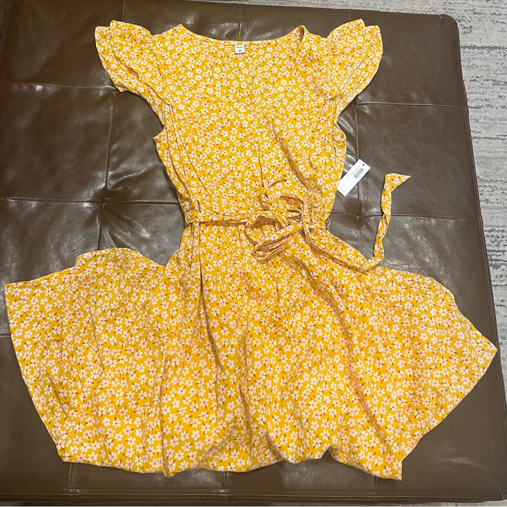 Old Navy floral wrap dress